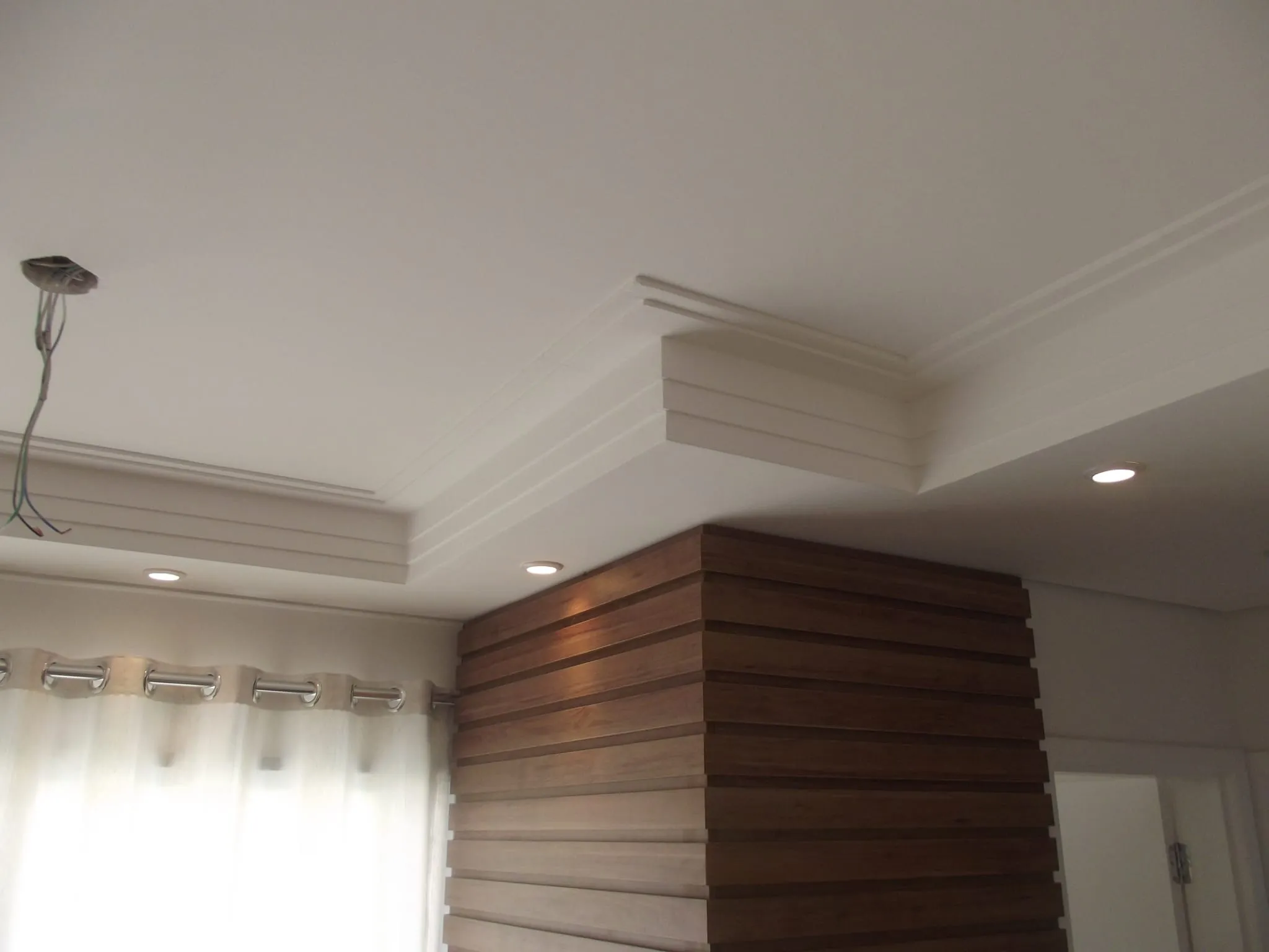 Detalhe de sanca de gesso executada pela Cris Gesso